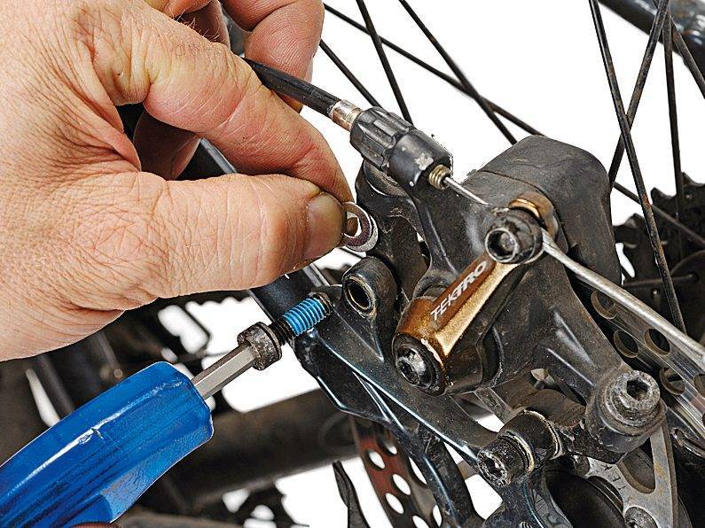 Как отрегулировать дисковые тормоза на велосипеде?