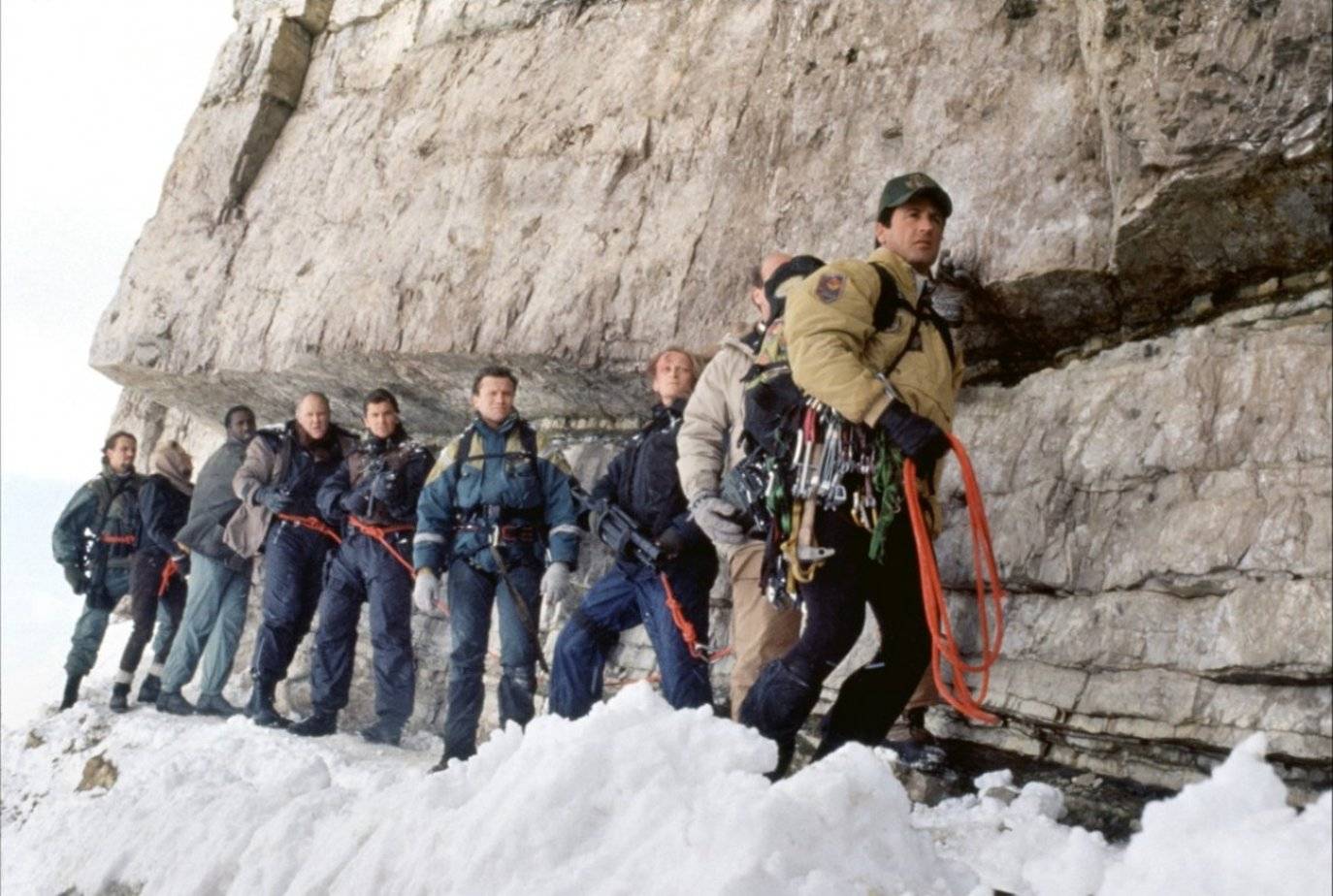 Фильмы про альпинизм, горы, пещеры и путешествия: список и обзор