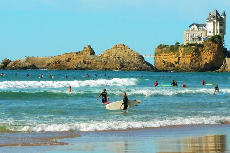 13 лучших мест для серфинга в мире