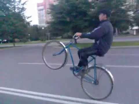 Как правильно ездить на заднем колесе велосипеда