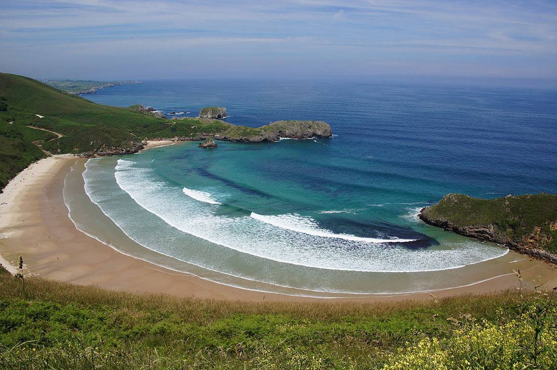 4 уединенных пляжа испании для спокойного отдыха