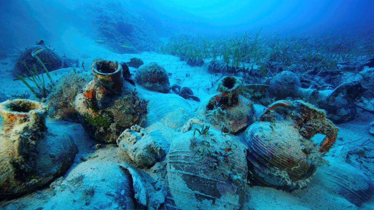 10 необъяснимых подводных находок