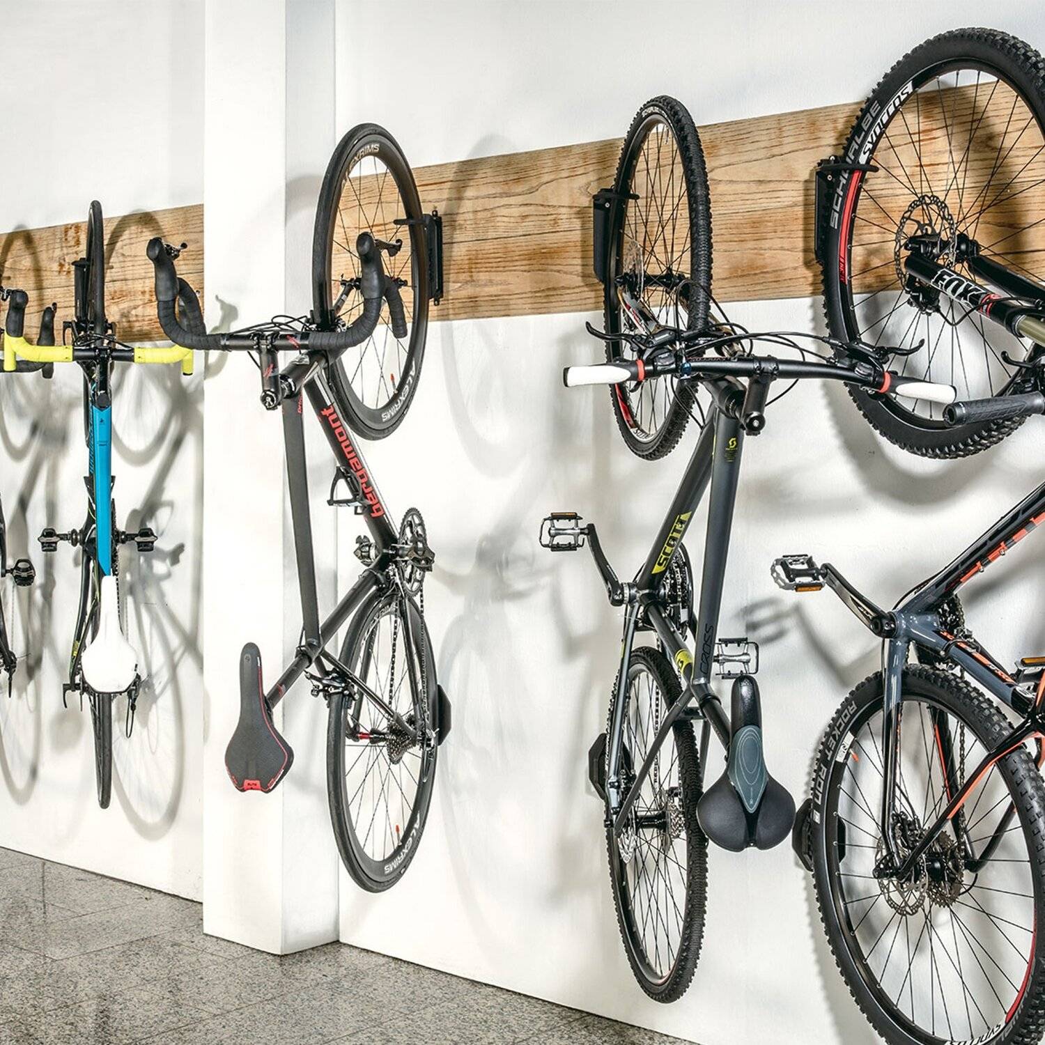 Как сделать велосипед креплением на стену своими руками