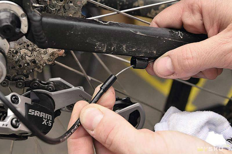 Как поменять тросик переключения скоростей на велосипеде