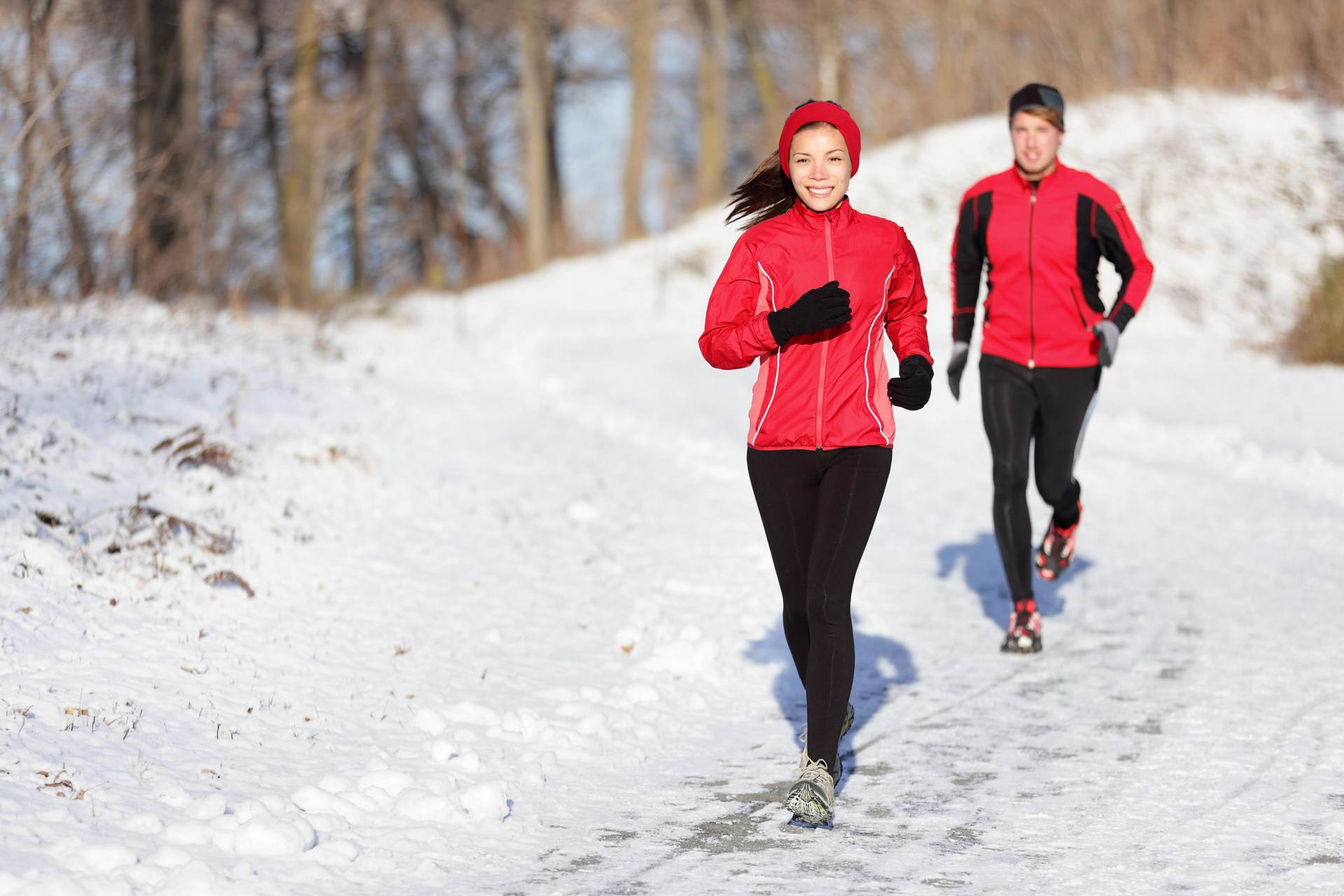 Как бегать зимой на улице - "марафонец"