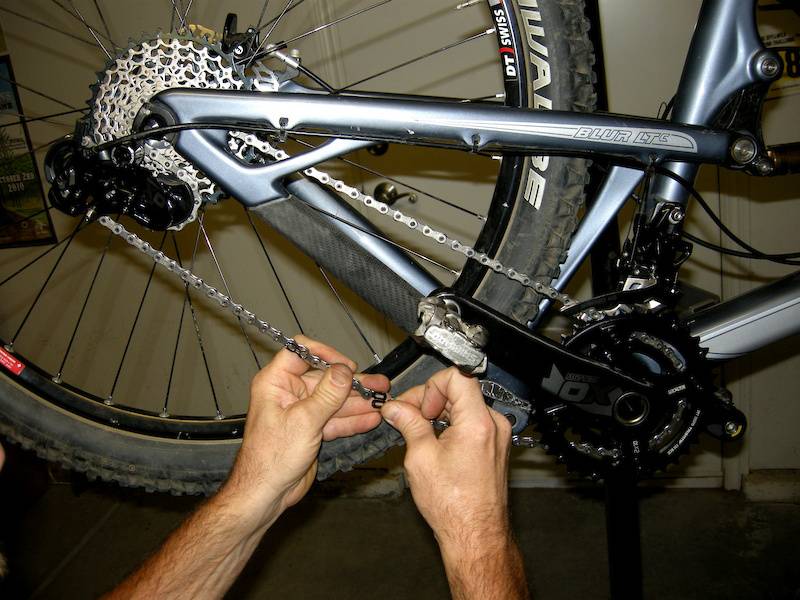 Как правильно натянуть цепь на велосипеде?