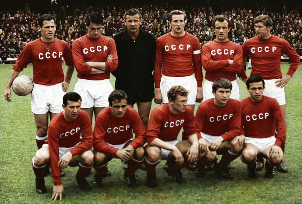 Его сборная СССР по футболу могла стать лучшей. Но его сделали изгоем