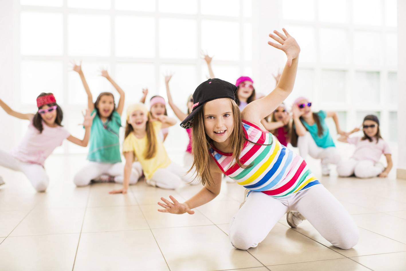 Детская спортивная аэробика. фитнес упражнения для детей комплекс танцевальной аэробики для детей