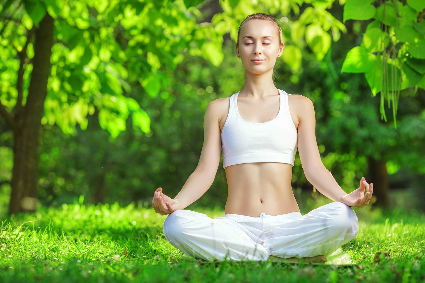 Влияние йоги на организм - так ли она безопасна? - фитнес-центр миллениум